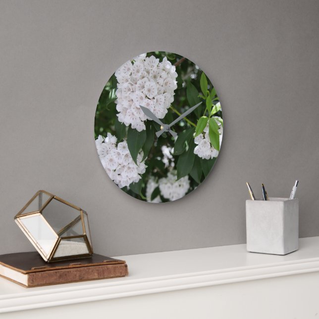 White Mountain Laurel Star Shaped Blume Große Wanduhr (Büro)
