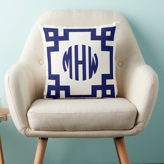 White Navy Blue Circle Monogram Greek Key DIY BG Kissen (Von Creator hochgeladen)