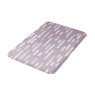 White on Mauve Rounded Lines Pattern Badematte