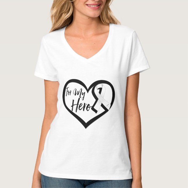 White Pearl Awareness Ribbon für meinen Helden T-Shirt (Vorderseite)