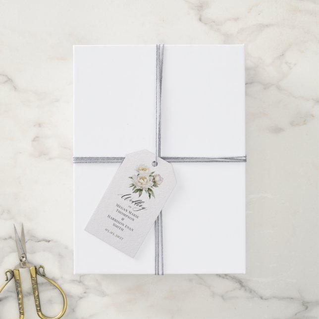 White Peonies Wedding Gift Tags Geschenkanhänger (Mit Garn)