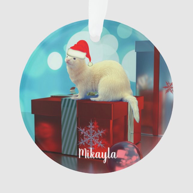 White Pet Ferret in Weihnachtsmannmütze Ornament (Vorderseite)