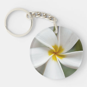 White Plumeria - Makroportrait Schlüsselanhänger