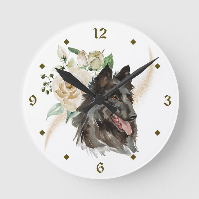 White Rose Bouquet Belgisch Tervuren Dog Runde Wanduhr (Vorderseite)