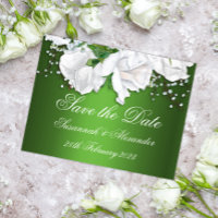 White Rose Bouquet und Metallic Green Wedding
