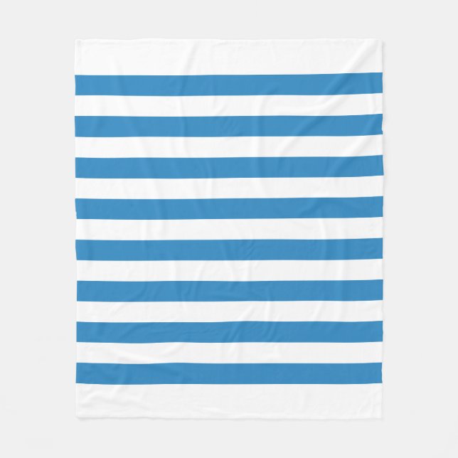 White & Royal Pastel Blue Lines Fleece Blanket (Vorderseite)