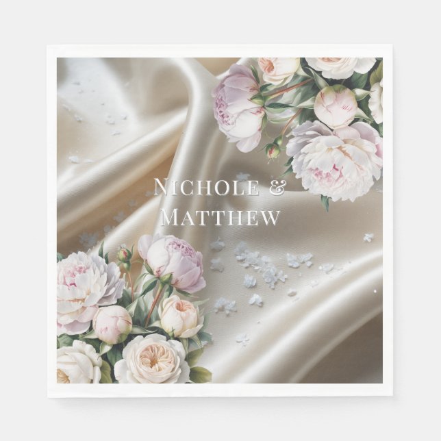 White Satin with Roses and Peony Wedding Serviette (Vorderseite)