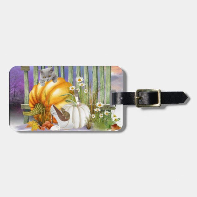 White Shoe Lost im Pumpkin Patch Collage Gepäckanhänger (Vorderseite horizontal)