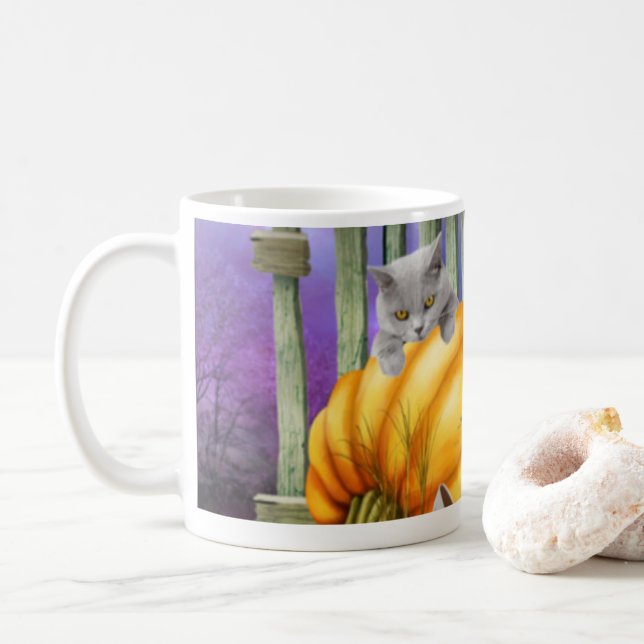 White Shoe Lost im Pumpkin Patch Tasse (Mit Donut)