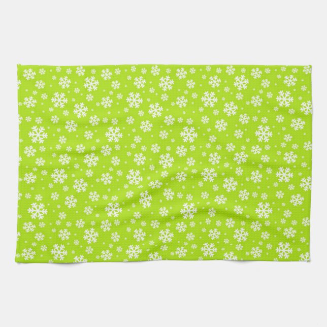 White Snowflakes on Green Winter Pattern Geschirrtuch (Horizontal)