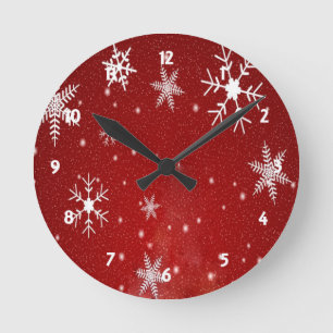 White Snowflakes with Red Background Runde Wanduhr