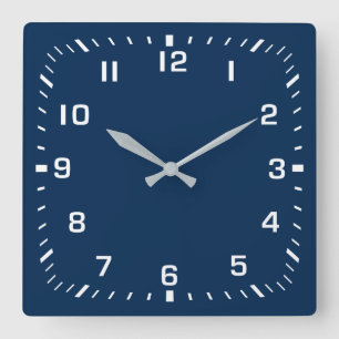 White Square Number Faceplate auf Navy Blue Quadratische Wanduhr