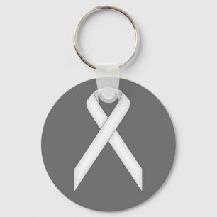 White Standard Ribbon von Kenneth Yoncich Schlüsselanhänger