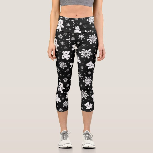 White Teddy Bear & Snowflake Seamless Pattern Capri Leggings (Vorderseite)