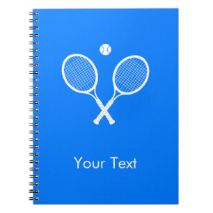 White Tennis Rackets auf Blue Personalisiert Notizblock