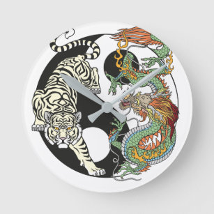 White tiger versus green dragon in the yin yang ro runde wanduhr