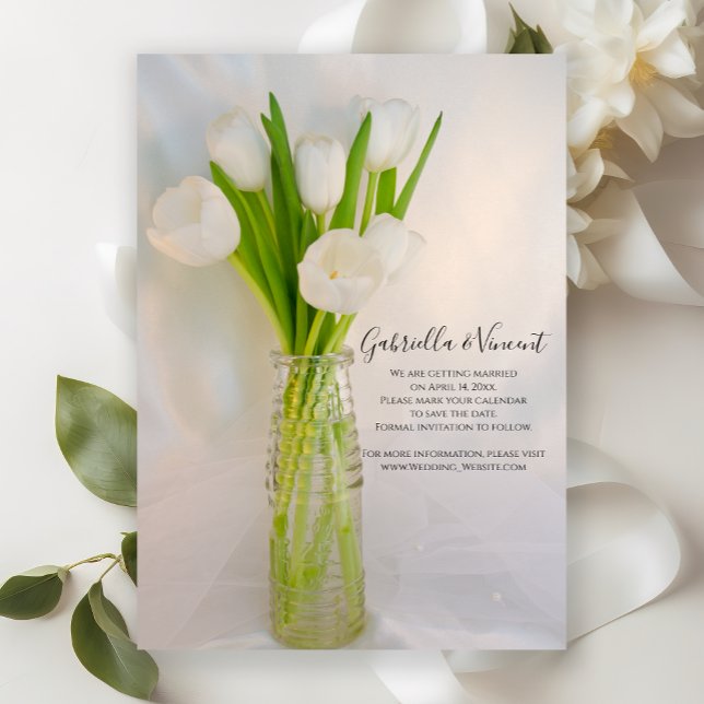 White Tulip in Bottle Spring Wedding Save the Date (Von Creator hochgeladen)