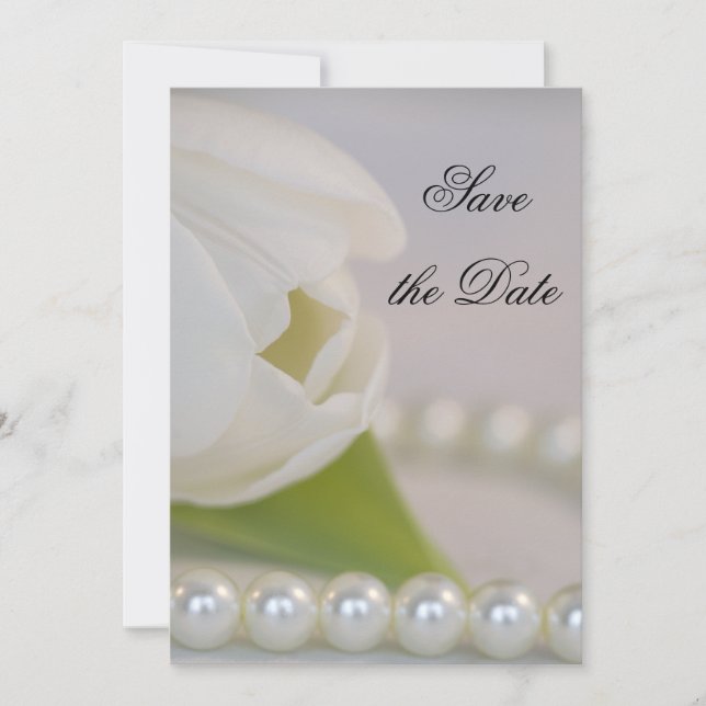 White Tulip Pearls Spring Wedding Save the Date (Vorderseite)