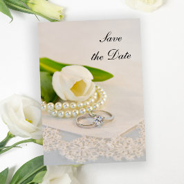 White Tulip Perlen und Rings Wedding Save the Date