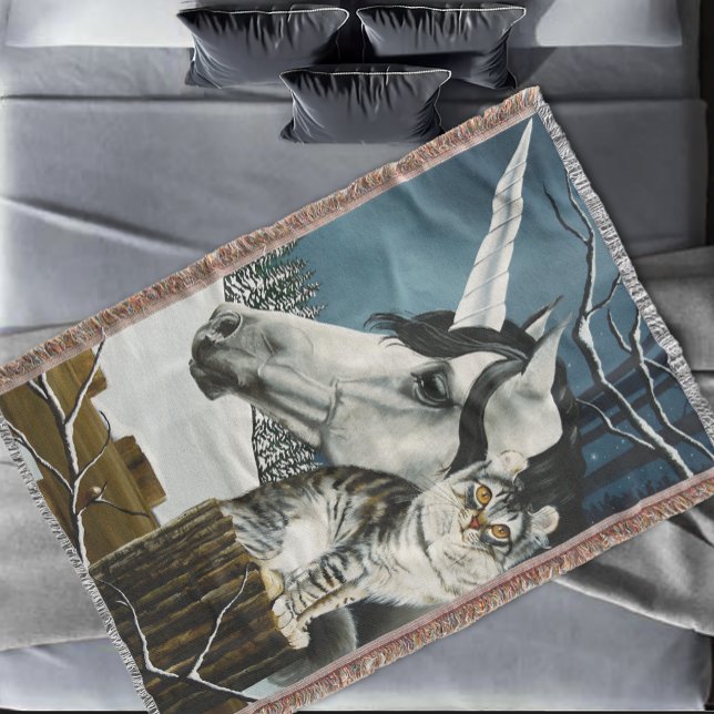 White Unicorn Tabby Cat Fantasy Decke (Von Creator hochgeladen)