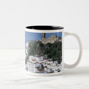 White Village Casares, Andalusien, Spanien 2 Zweifarbige Tasse