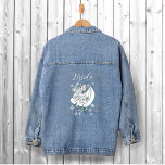 White Winter Dragon Snowflakes Blue Jeansjacke<br><div class="desc">Ein weißer Drache zwischen Rose und Schneeflocken in blauer Umgebung</div>