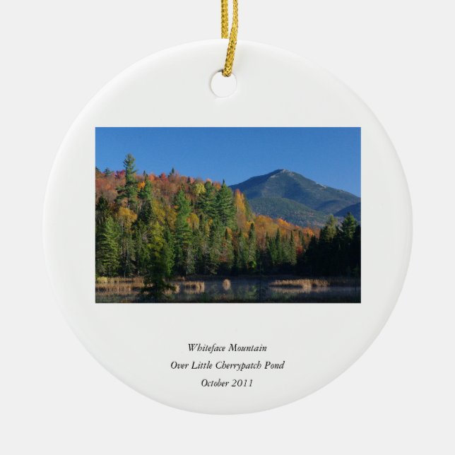 Whiteface Mountain über dem kleinen Cherrypatch Po Keramikornament (Vorne)