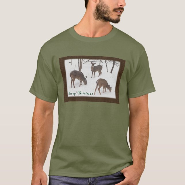 Whitetail Deer in Snowy Woods - Frohe Weihnachten T-Shirt (Vorderseite)