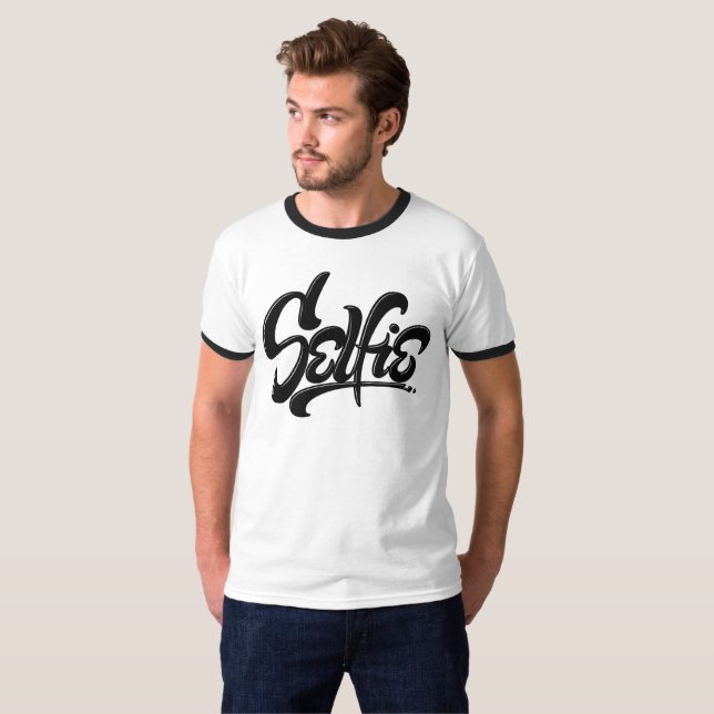 Wicked Skateboard Graffiti SELFIE Briefe T-Shirt (Vorne ganz)