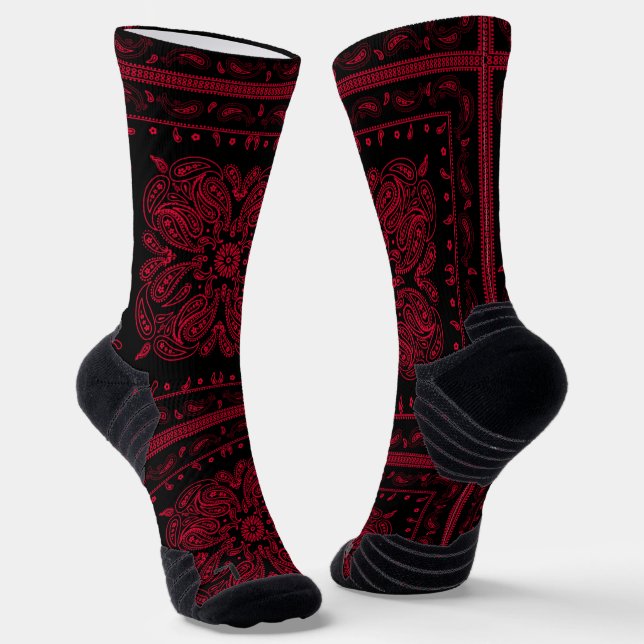 Wicked Style Black und Red Paisley Socken (Gewinkelt)