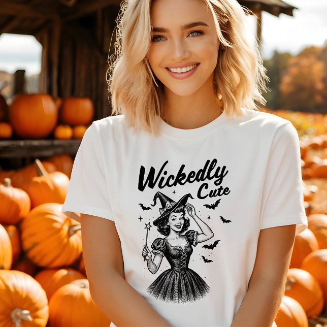Wicklerisch Niedliches Halloween-Frauenhemd T-Shirt (Von Creator hochgeladen)