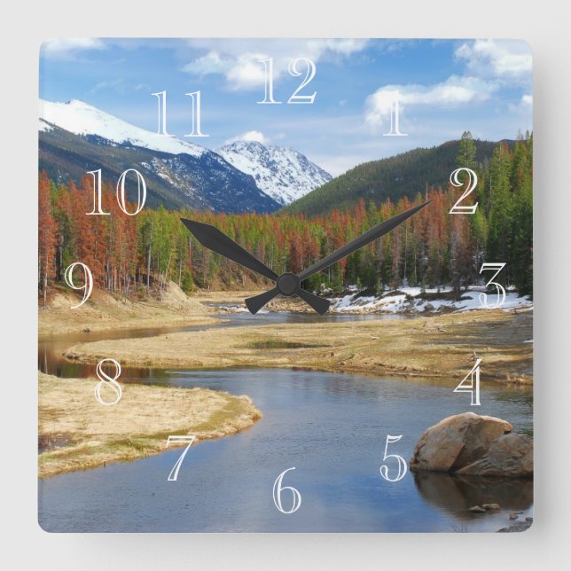 Wicklung der Colorado mit Bergen und Kiefern Quadratische Wanduhr (Vorderseite)