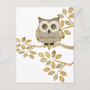 Wide Eyes Owl in Tree Postkarte