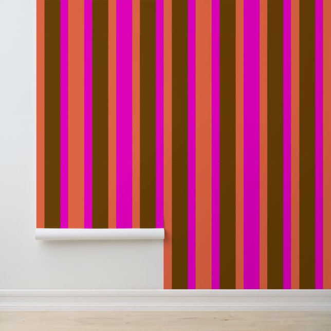 Wide Stripes Pink and Brown Tapete (Anwendung)