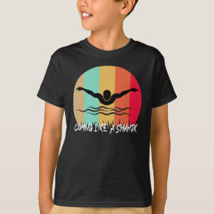 Wie ein Hai - schnelles Schwimmen T-Shirt