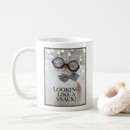 Wie ein Snack! Niedliche Katze in Nerd Brille Kaffeetasse