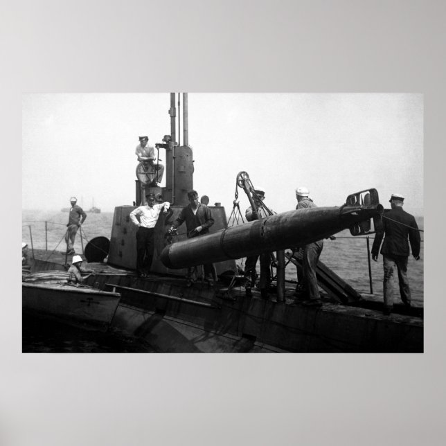 Wiederherstellung eines Torpedos Poster (Vorne)