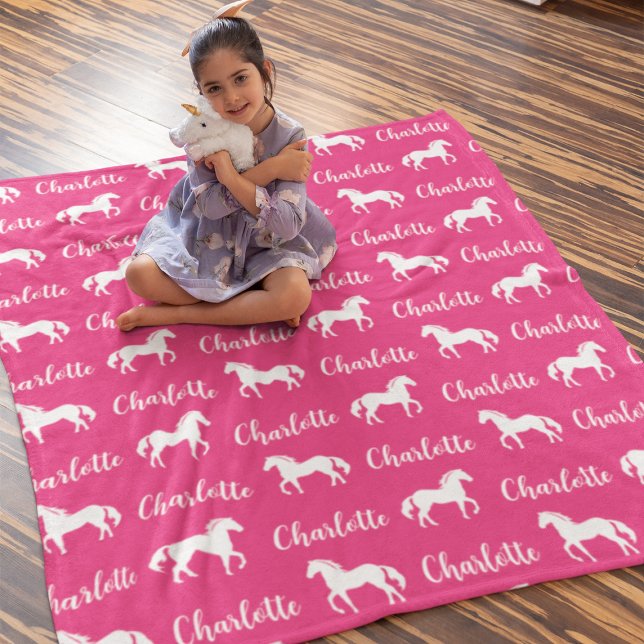 Wiederholte Namen Pferd Rosa einfache Fleece Blank (Von Creator hochgeladen)