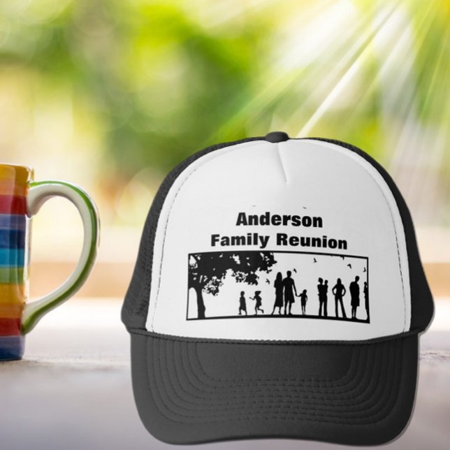 Wiedersehen der White Picnic Graphic Family | Fami Truckerkappe (Von Creator hochgeladen)