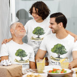 Wiedersehen-Matching Son Keepake Custom T-Shirt<br><div class="desc">Mit einem Aquarellbaum ist diese niedlich minimalistisch zusammengesetzte Wiedersehen-Design-Vorlage für Shirts einfach zu anpassen und bereit, Ihre jährlichen Ansammlungen-Details hinzuzufügen. Sie können die Schaltfläche "Personalisieren" anklicken, um sie zu bearbeiten. Macht einen tollen Sake und würde gut aussehen in den Fotos, wenn die ganze Familie Rock dieses Wiedersehen-Shirt. TIPP: Sehen Sie...</div>