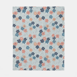 Wiese mit bunten Frühlingsblumen Fleecedecke
