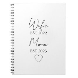 Wife & Mom Est. – Minimalist Valentine Gift Notizblock