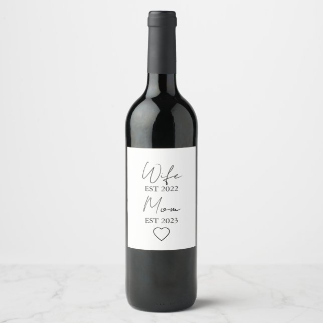 Wife & Mom Est. – Minimalist Valentine Gift Weinetikett (Vorderseite)