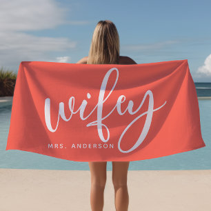 Wifey Coral und White Newlywed Bridge Strandtuch