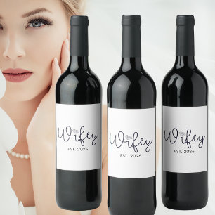Wifey Modern mit Diamond Accent EST Year Weinetikett