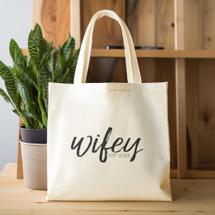 Wifey - Whimsical Black Calligraphy for the Bride Tragetasche