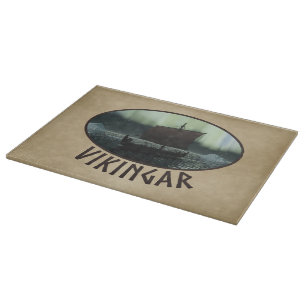 Wikingschiff und Nordlichter Schneidebrett