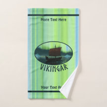 Wikingschiff unter Nordlicht