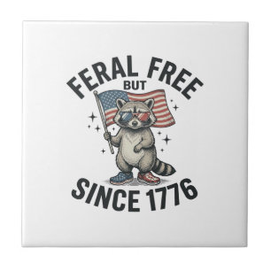 Wild aber frei seit 1776 Waschbär Patriotisches Sh Fliese