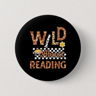 Wild About Reading Lehrer liest Bücher zurück zur  Button